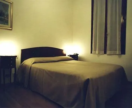 Hotel Trieste 3*